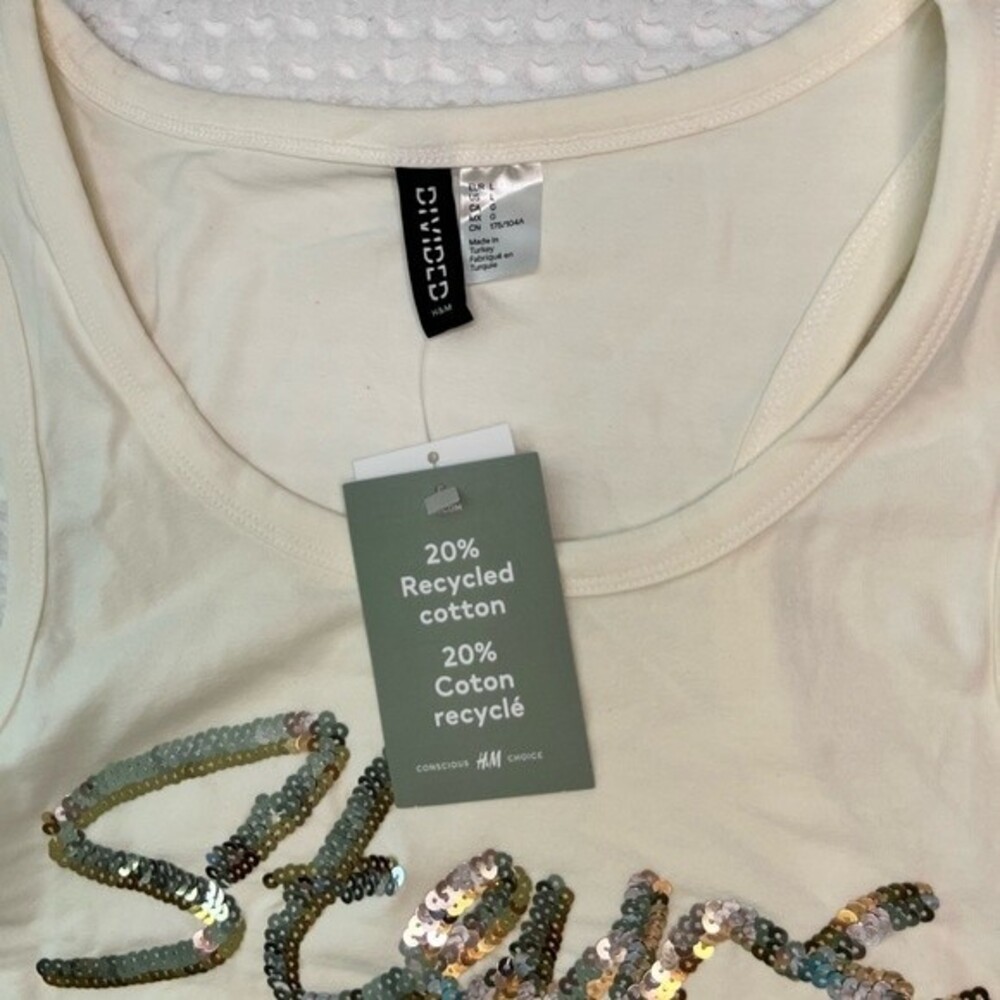 H+M Crop Top Women’s Large White with Sequins Stars Summer Trend Outfit Shirt A2 - Picture 3 of 5